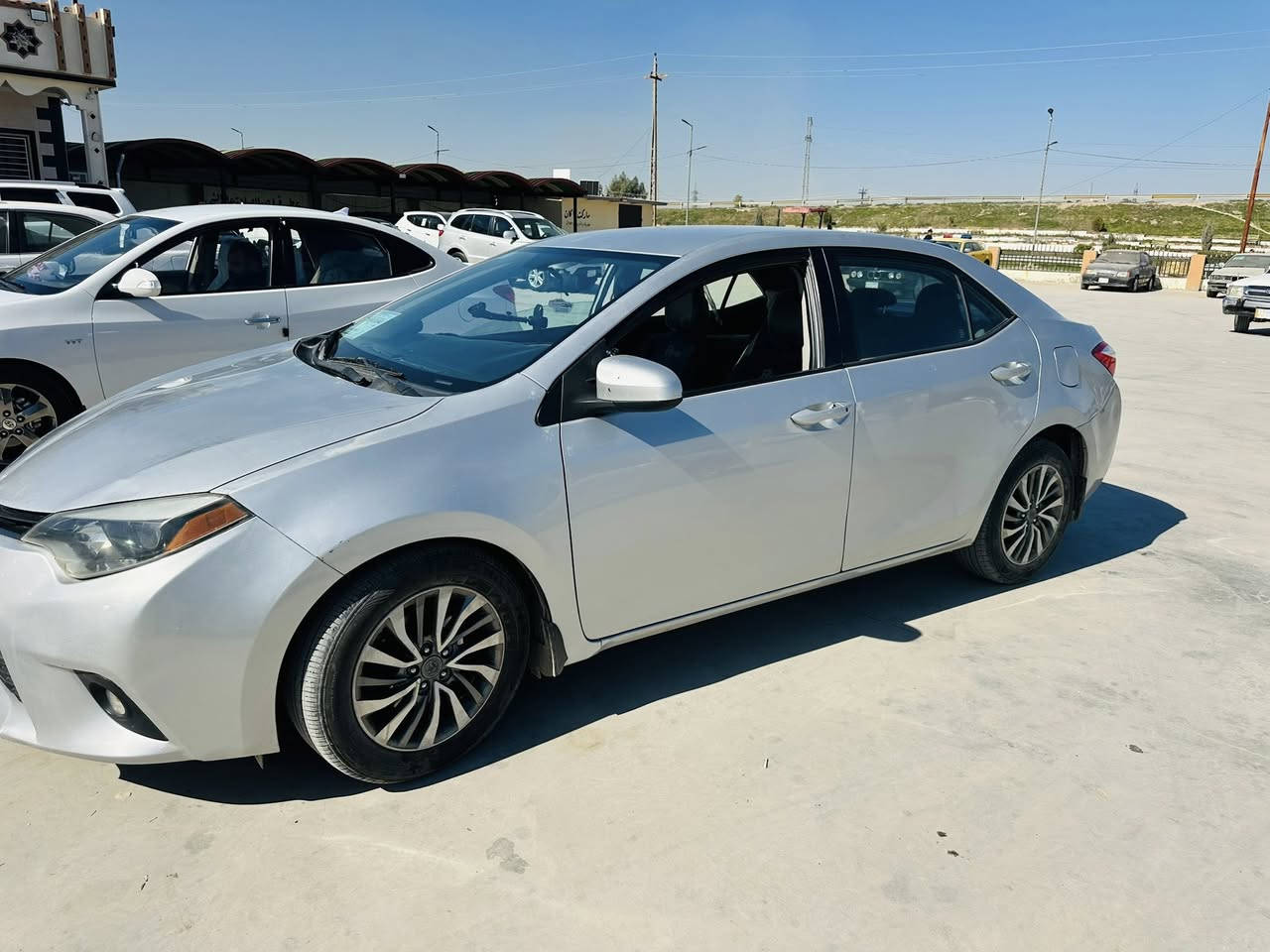 السلام عليكم
#كورلا2016 امريكي
لون سلفر  
رقم بغداد جديد 
سنويه لل2030 
شرط التحويل 
محرك شرط
كير شرط 
صدر جديد
وتبريد ثلج❄️
طخم تاير جديد
 السياره رقم واحد مال جناي الله شاهد ربع ماتصرف عليها...
ضررها جاملغ خلفي فقط  
السعر 130وبيها مجال وترهم مراوس حسب القناعه وترهم مقدمه زينه 

مكاني الشركاط الساحل الايسر
***********
