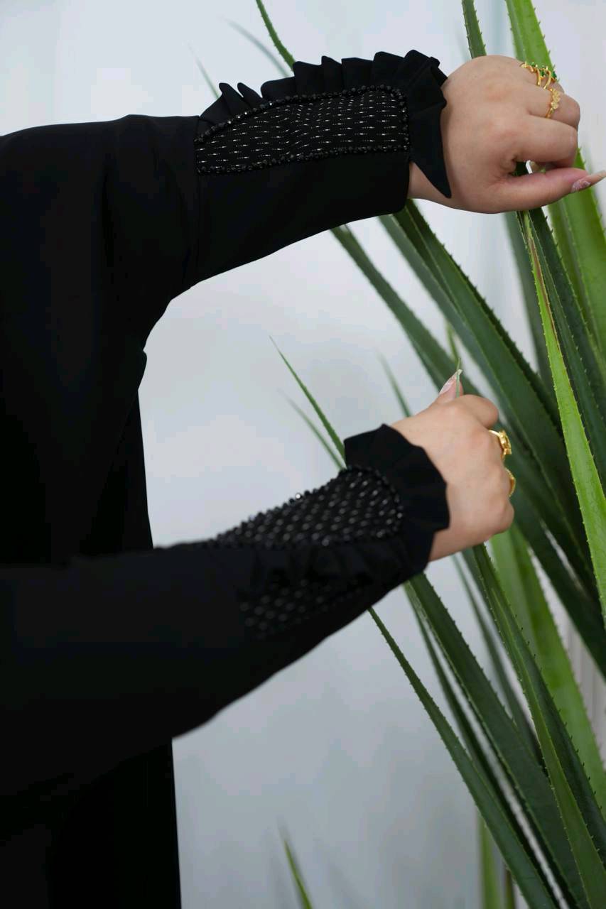 ✨جديدنـا و حصري😍
العبائات الراس ماركة الذهبي🥰

←فصال : عبايه تڪون فصال جامعي قطعه وحدة من ظهر تڪون فري سايز تناسب ڪافة القياسات حتى القياسات الخاصة

←أقماشتها : جرحيت سواد جداً فااحم ڪوالتي عالي

متوفر من طول 150 الى طول 170

💸 السعر :- 45 الف فقط ✅ مع التوصيل