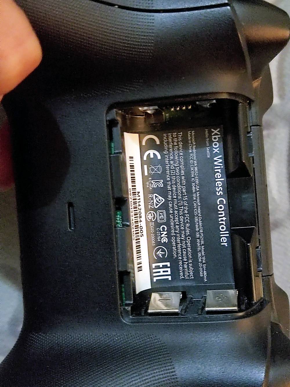 العنوان ناصريه ناحيه الفضليه
الجهاز نضيف جدا مع الكرتون
للتواصل واتساب ***********