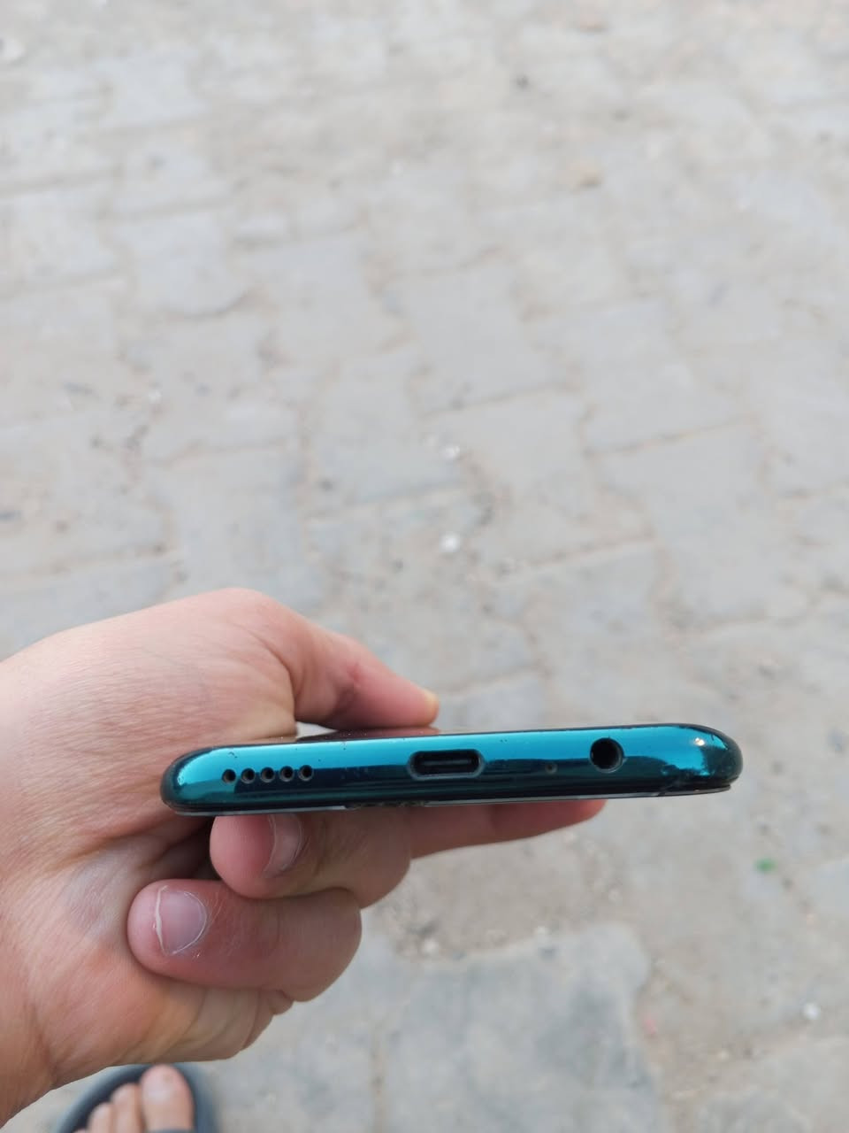 سلام عليكم جهاز HUAWEI Y9برو2019 ذاكرته 128 فقط بي فطور بشاشه ما مئثره ابد كله شغال سعر 65 وبي مجال مكاني بغداد مدينه الصدر ***********
