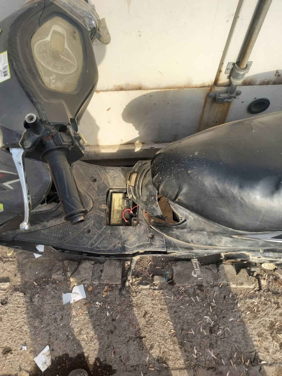 [ابيع كوم حديد ]
اخذتها على كلام الولد عوزها كهربائيات 
قيم واخذ [بغداد مدينة صدر ]


**إذا كنت صاحب هذا الإعلان وتريد حذفه لأي سبب، رجاءا أرسل رسالة إلى الدعم الفني**