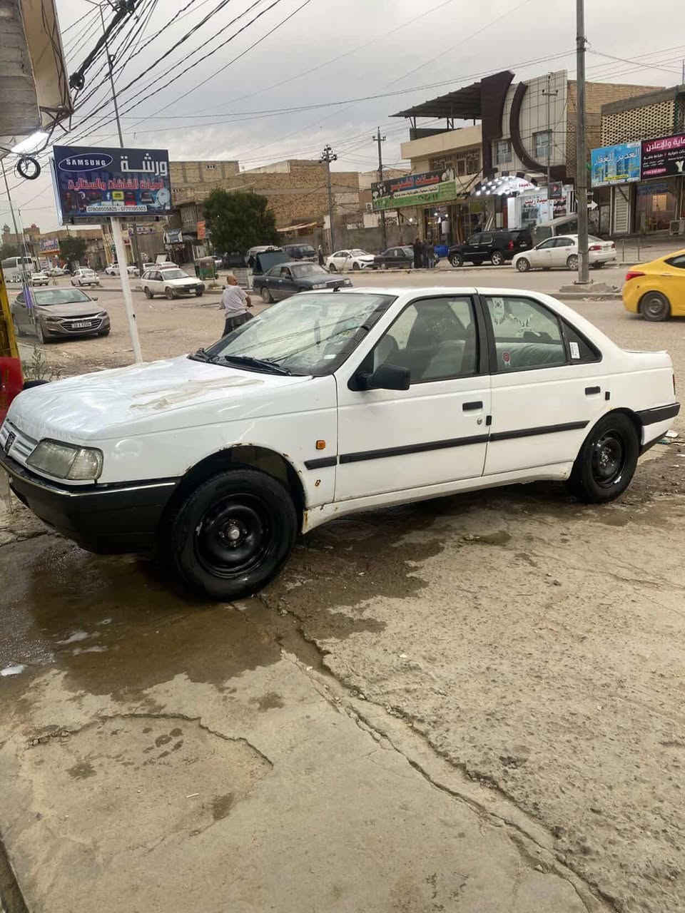 السلام عليكم بيجو روا موديل 9سياره جاهزه  كبل لشارع ربع مذب عليه مكينه كير حداديه  تخم تاير  غرفه جديده سعر 26وبيه مجال قليل   رقم هاتف***********
