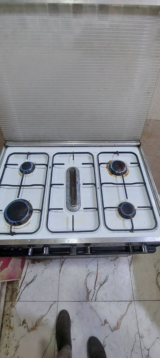 طباخ عشتار كله شغال ونظيف
سعر 115 قفل
بعقوبه شارع خريسان ***********
