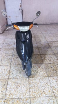 دراجه عصفوري نضيفه عوزه بس باتري ب250/رقمي07706362830مكاني بغداد