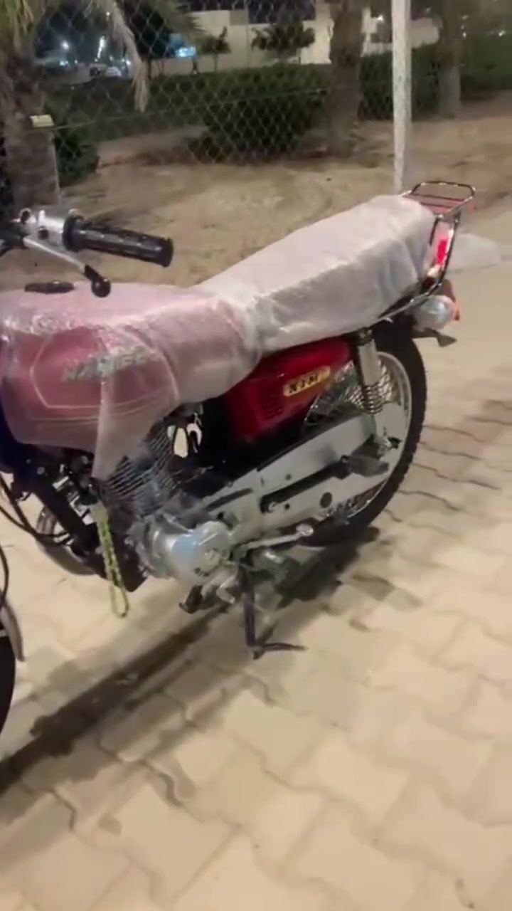 سلام عليكم
للبيع نامه برو 

رقم وسنويه مداور ثاني يوم 

رقمها نجف 

موديل 26 

مكفوله كفاله عامه 

طالعه بل شهر الرابع من وكيلها العارضي 

السعر مليون و450 بي مجال قليل


**إذا كنت صاحب هذا الإعلان وتريد حذفه لأي سبب، رجاءا أرسل رسالة إلى الدعم الفني**