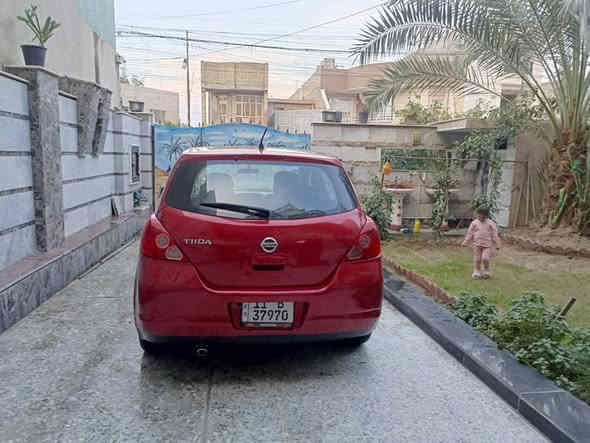 السلام عليكم 
نيسان تيدا خليجي( ٢٠٠٨ ) ياباني أصلي (***********) السياره  نضيفه جدا مكان السياره بغداد حي القاهره بسمي الرقم الجديد بغداد سعر (٨٧) السياره مكفولة من الحادث مصبوغه حزام بسبب الجراد  كامره اماميه مع خلفيه شاشة أندرويد مواصفات حساسات خلفيه محرك  جديد كير كله نضيف ماشيه ١٠٠ كم السياره جدا نضيفه 
أي استفسار بخصوص السياره أرجو الاتصال على الرقم (*********** )
ملاحظه/ عند فحص السياره أرجو جلب ذوي الاختصاص لفحص السيارة بغداد
