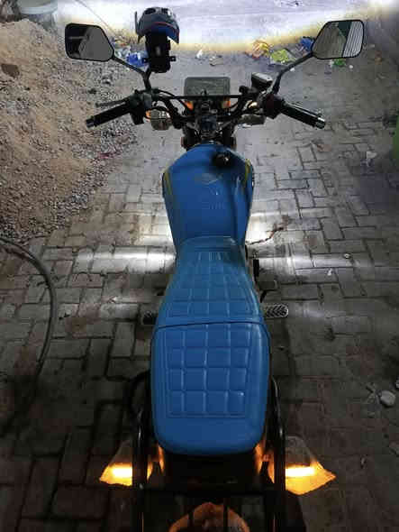 سلام عليكم دراجه سيفان سونك 5 كير موديل 2025 وراق كامله كمرك مكينه 200 سيسي عنبارين ماميات تايرات جوبلس دراجه بعدهي عله وضع شركه مكفوله كفاله عامه سعر 750 قفل قفل لعنوان بغداد مدينت الصدر رقم *********** شراي يخابر
