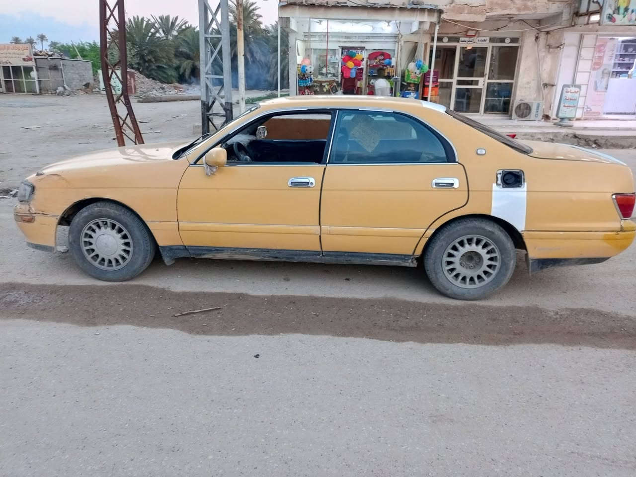 سياره اكراون بطه لبيع
مديل 200
مكفوال من ضربه من كصه من اصوليات 
مكينه وكير مكفولات سياره خير من الله ترايك وين ما جان 
مكان قلعت سكر  هاذ رقم راعيهى 
‏‪***********‬‏
السعر 30 وبيه مجال
