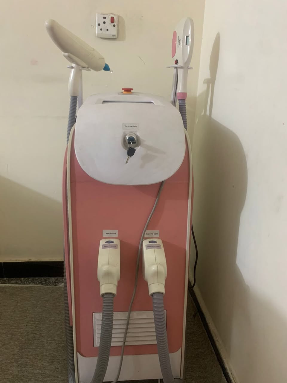 ١-جهاز ليزر للبيع بسعر مناسب جدا جدا مستعجلين ع بيعته
٢-قطعه عرض ٨ امتار اعلان ضوئي حروف مكلفتنه ٢ مليون للبيع بسعر مناسب جداا مستعجلين ع بيعته 

٣-سديه لون اسود استعمال قليل للبيع بسعر مناسب جدا مستعجلين ع بيعته 

اي استفسار اتصال بالرقم مكلفة بالنشر ***********
