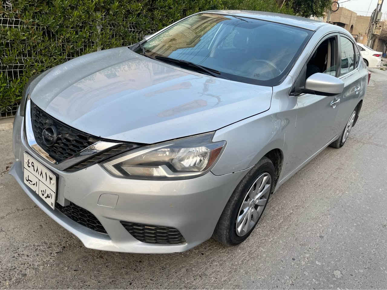 سينترا sv ٢٠١٧ سلفر
بةسمة شاشة و كاميرة
توماتيك و كوشين هيتةر
كيرو مكينة مةربوت بةشرت
سيارة زور توندو تول و جوانة
جواو بارجةو نيو سبوخ  
بشتي نية جةمبيكي خةفيفي بيشي هةية
رقم شانسي 3N1AB7AP7HY205399
سعر ٩٥$
*********** أربيل, العراق
