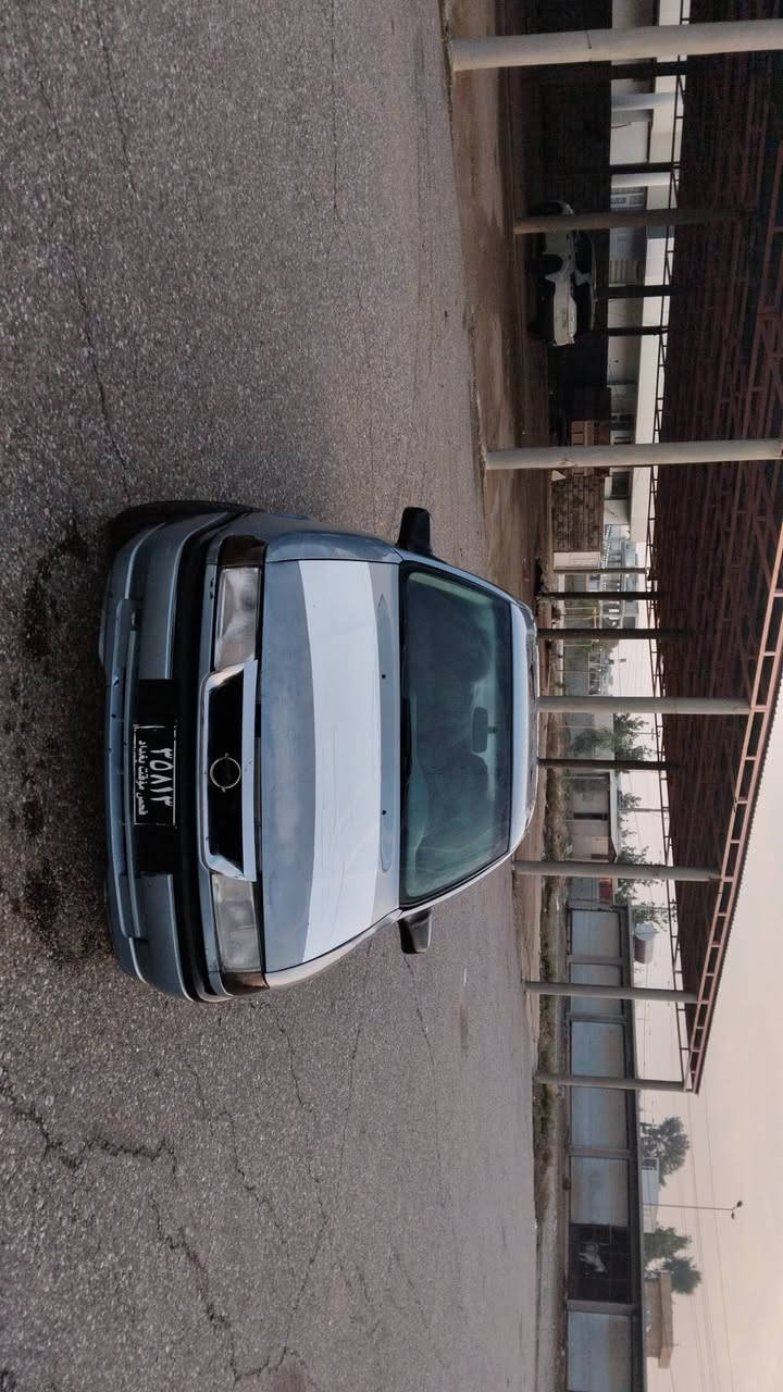 ئۆپڵ ڤیکترا  مۆدیل 1992مەکینە 20مەکینەی لۆکە سیاریک زۆر جوانە لێداروی نیە تۆزیک پیشی هەیەتی ناوی لۆکە کارەبای مەزبووتە
علوجە ماڵی مەدەنی بەشەرت 
سعری 15مەعملیکی کەم
شوین چەمچەماڵ 
***********
