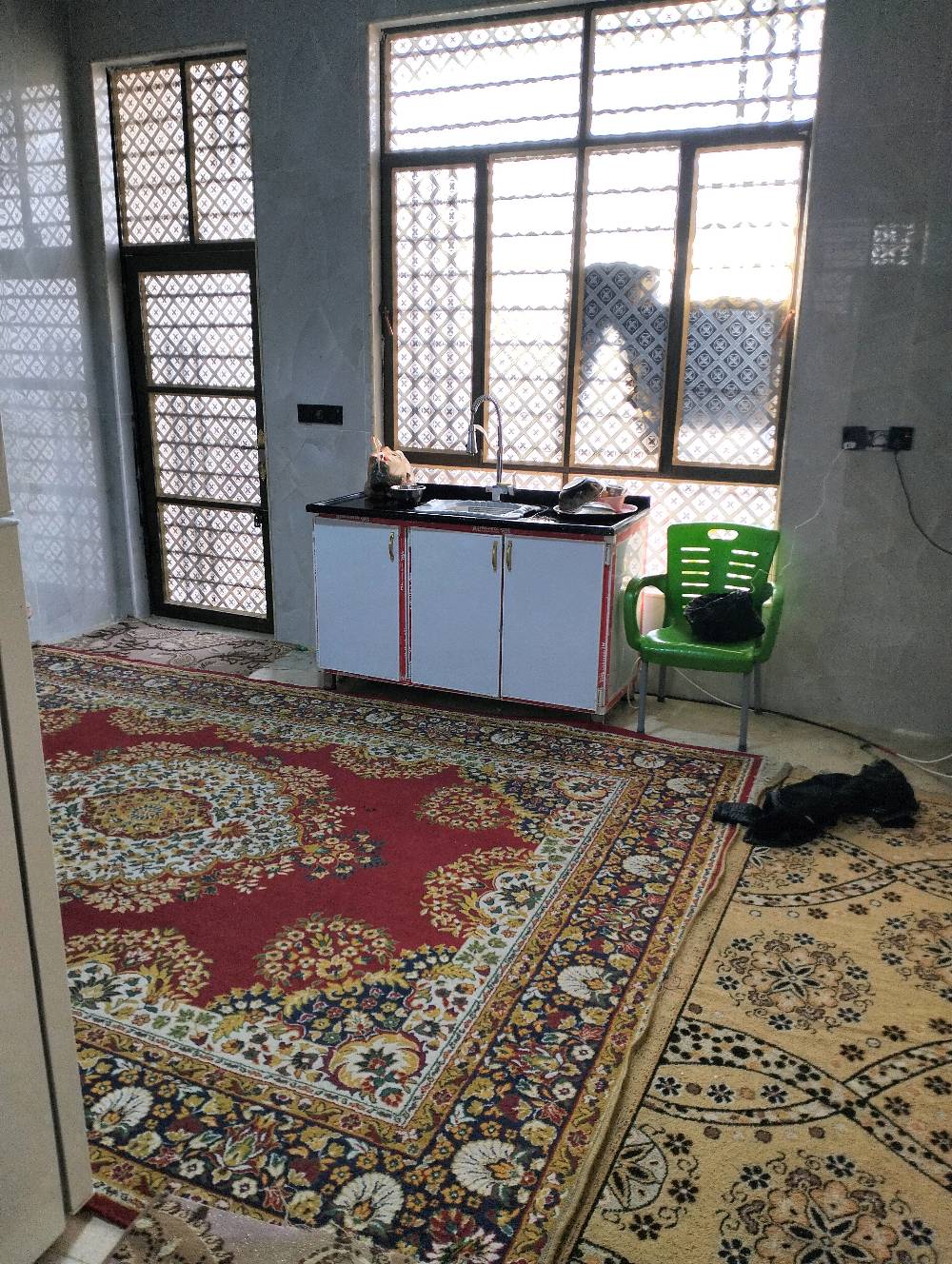 بيت 200متر طابو صرف بالنجف حي النداء شارع قمبر مطلوب للاسكان 70مليون ينقصن من السعر 