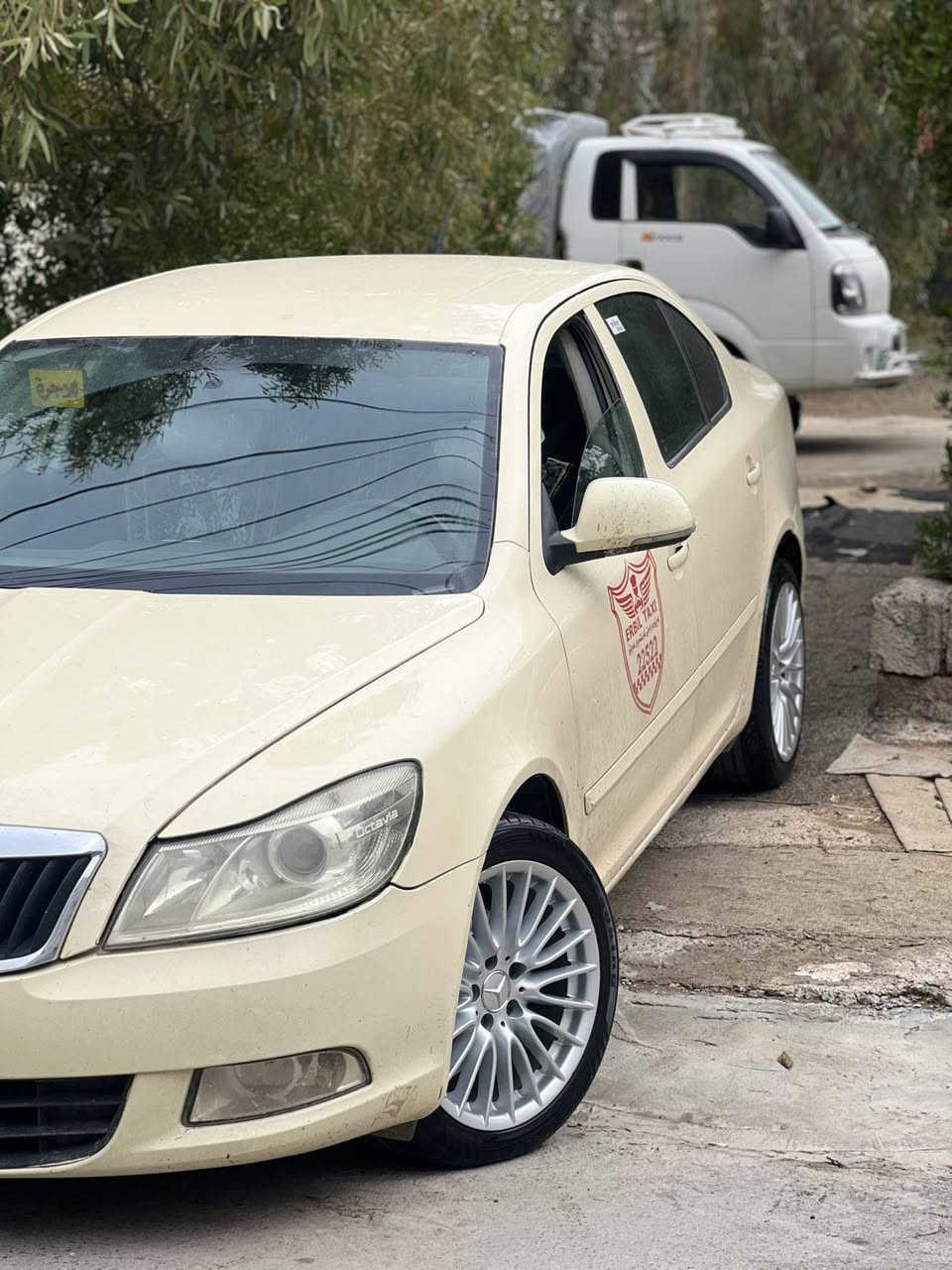 سلاوى خواتان ليبيت سكودا موديل ٢٠١٠ مةكينة ٢٠ جيتة كير مةكينة تةبريد كارةبايةت هةمووى بةشةرت سةيارةكة نمونةية لة جوانى ٢ بارجة سبوخ بى زؤرى ٢ جى تعديل شوين هةولير مةجالةكى برايانة *********** خةرامةكى باشى لةسةرة أربيل, العراق
