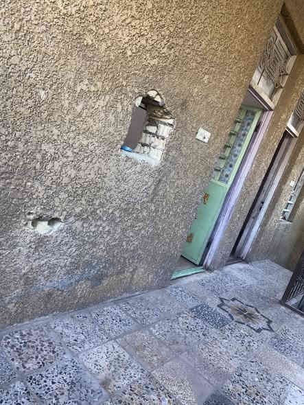 تنويه 🛑🛑
مشتمل للايجار قطاع ٧٩ 
الايجار ٢٥٠ الف
🛑طابق الارضي صحيات مشترك + مطبخ  فقط 
🛑طابق الاول غرف العدد اثنين 
رقم ***********

مشتمل نضيف 
كهرباء وطنيه
الكهرباء السحب واير كامل مع الجوزه فقط يبقى الاشتراك

خزان مي + سخان مي + ماطور مي

ساحبه شافطه داخل المطبخ

🛑🛑 مطلوب عائله صغيره 🛑🛑
