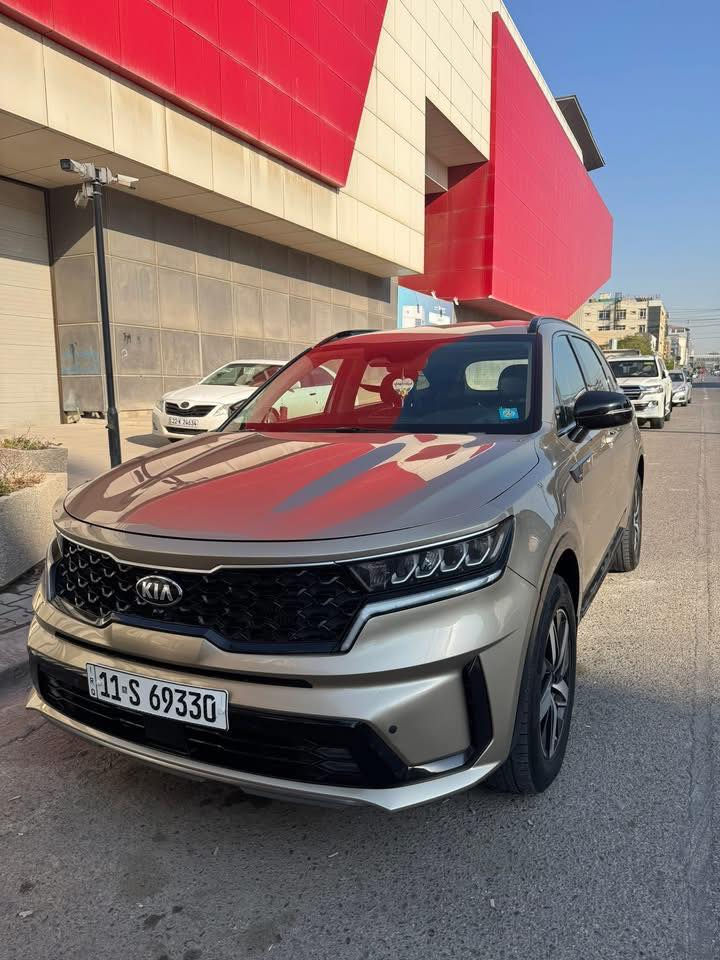 السلام عليكم 
سورنتو Ex  2021 وارد امريكي ‼️
لون/ذهبي شمباني 
سياره  رقم بغداد  بسمي شوكت متحب احولك 
هزه جديده
الحادث فقط  بنيد ما واصل راديترات عل البلاد الراديترات والباب الخلف الصدر بيها بارد 

المواصفات/محرك 4 سلندر تيربو 2500 🚀✨
1-كشنات VIP منفصل✨
2- حساسات ✨
3- رادارات جانبي امامي خلفي✨
4-توقف ذاتي✨
5-تحديد مسار✨
6- سياقة ذاتية✨
7- مري شفط✨
8- جنطة كهرباء وشفط✨
9 بصمات دخول ذكي على الابواب✨
10- كنشات كهرباء وتدفئة✨
11- عداد الكتروني✨
12- خمس وضعيات قيادة ( ايكو- سبورت - سمارت- سنو-نورمل)✨
13- تحكمات بلستيرن✨
14- تبريد قطعتين ✨
15-سايد بريك بصمة✨
16- ابل كاربلي✨
17-شاحن واير ليس✨
18-لايت زنون 3 عدسات LED✨
19- ويل حجم 20✨
20- جام كله اوتو✨
21-بك لايت LED✨
22- كامرة خلفية✨
23-فور ويل
وبعد بيه هواي مواصفات سونار وين ما يعجبك افحص 
السعر 215بيه مجال حك الجيه 
📞***********

📍بغداد حي اور
