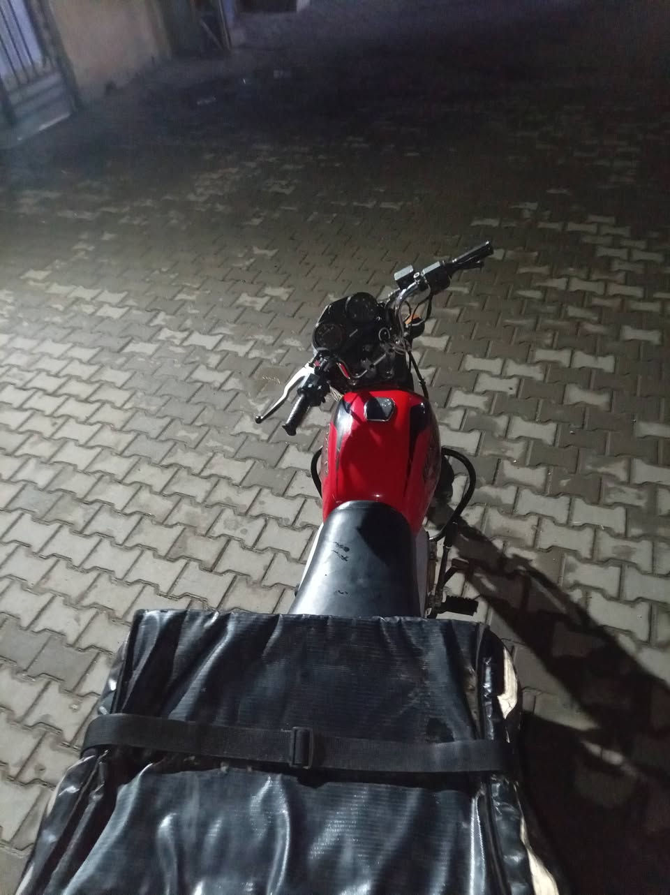 بوكسر جبلي مرقم بغداد موديل 2022 سعر مليونين وميه وبيه مجال مستعجل على بيعته
رقم ***********
