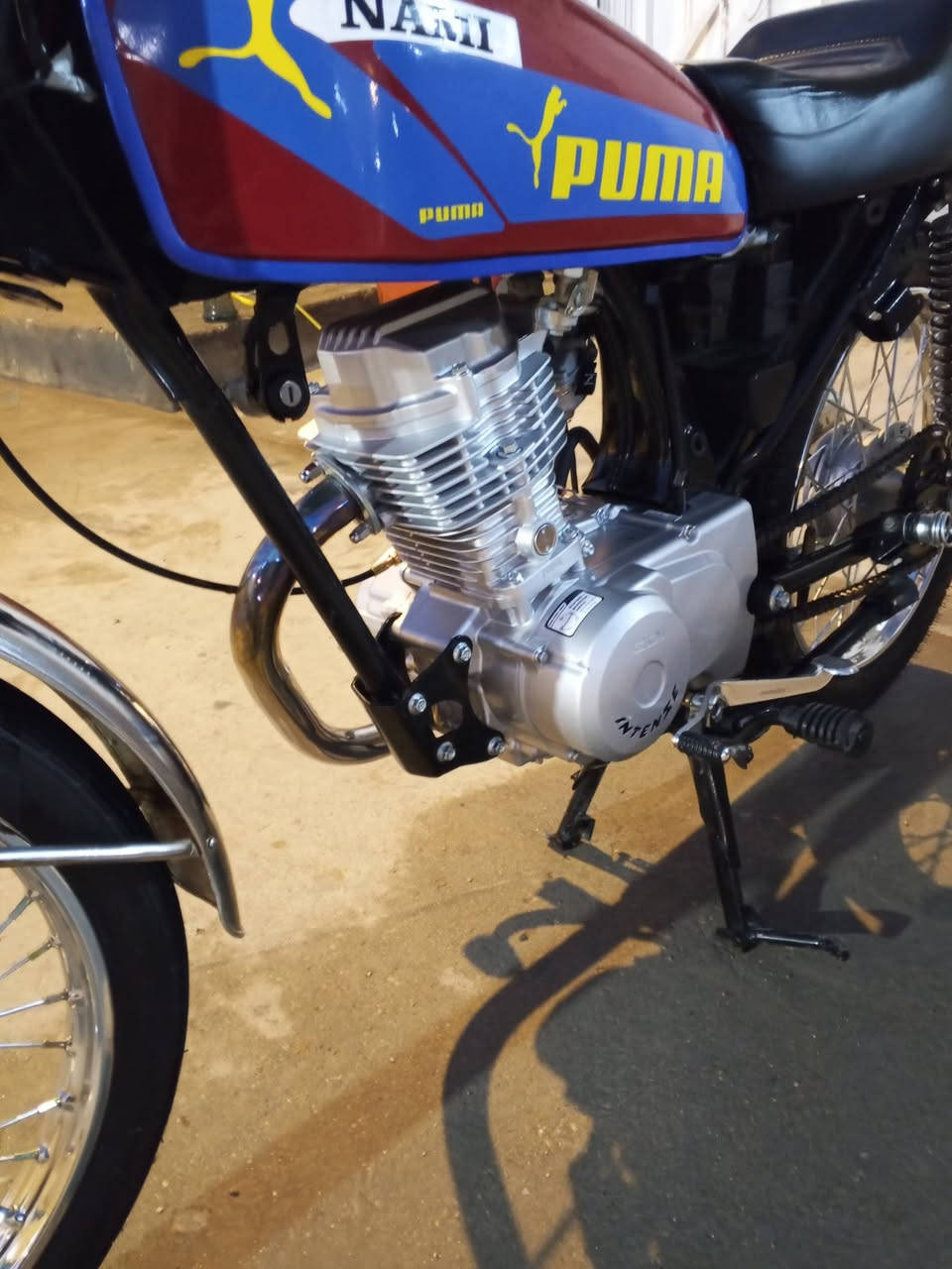 نامه أوراق سكنر  للبيع مكاني جبايش 
سعرها 750 وبيها مجال للطيبين 
توها معمره شرط زلغ مابيها أول تبديله دهن 
‏‪***********‬‏
‏‪***********‬‏
