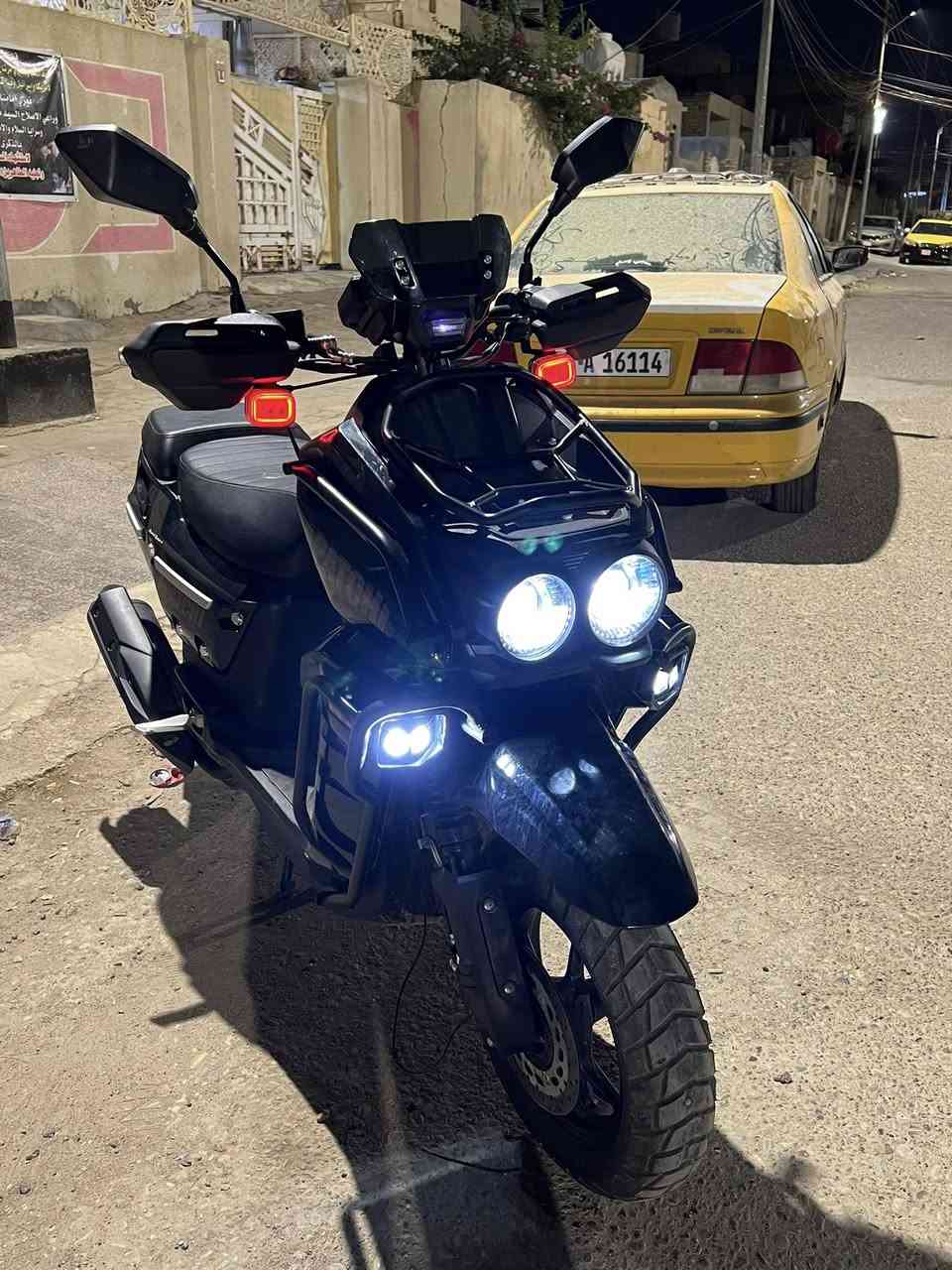 سلام عليكم سكنز تايوان دراجه زيرو بحاله وكاله ماشيه الف 1 فقط بصمه تشغيل ع بعد منفذ شحن سماعات بلوتوث بلاديه عداد سرعه اكتروني دراجه قبل شهرين نزلت من سوامره بعدهي لوك ماناقصه برغي جديده ميسان العماره ***********
