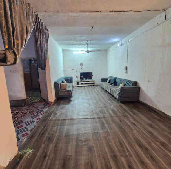 ملك تجاري للبيع 200 متر. زراعي تصديق محكمه العنوان النجف الأشرف كوفه براكيه شارع المطار القديم يحتوي على محلات عدد ٢
.الدار يحتوي على غرفتين نوم صاله مطبخ صحيات استقبال بناء طابوق عكاده السعر 65 مليون

للإستفسار ***********  للبيع او مراوس
