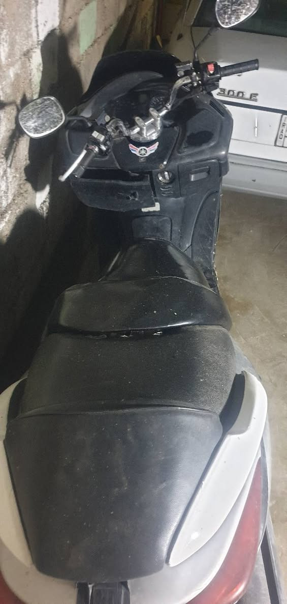 السلام عليكم دراجه ڤورزه للبيع دراجه خير من الله السعر 400 وبيها مجال حك  جيه ديالى جلولاء


**إذا كنت صاحب هذا الإعلان وتريد حذفه لأي سبب، رجاءا أرسل رسالة إلى الدعم الفني**