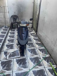 دراجه ساسوكي ياباني مصطره سرعه ٦٠للبيع الدراجه على وضع الرمبه برغي مفت...