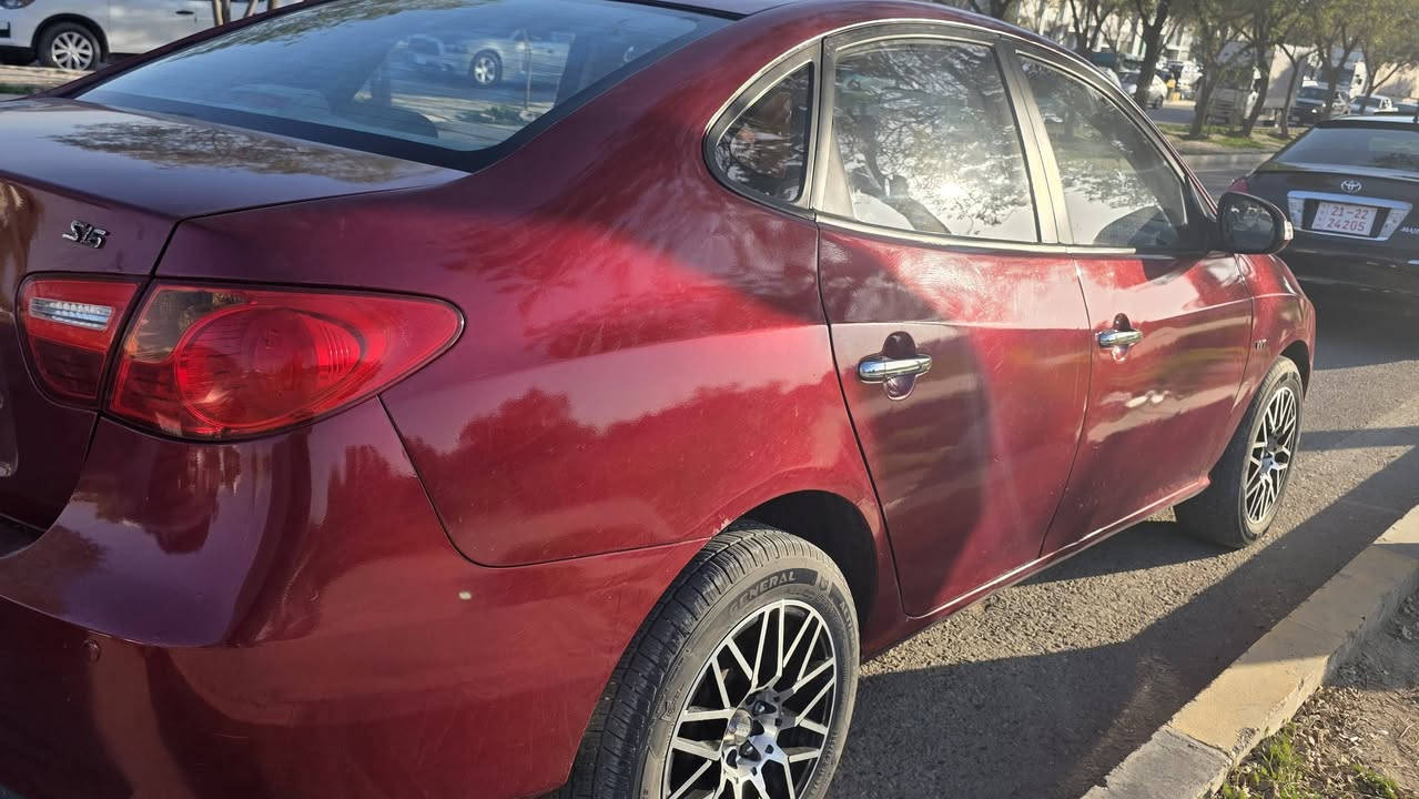 هۆندای ئاڤانتی 2010 قەپات مواسەفات بەس سڵاید نیە  پاکەتی 

ناوزەرد گێچ وەنەوشە ئیکۆ تەبرید  لەمس لایت پێش و دواوە لیزەریە لایت ناو ڕەش کوشن هیتەر حاسەیە تەرجیل بلوتوز
گێڕ و مەکینە و سەقف بەشەرت دەکشن بەرز  
***********
