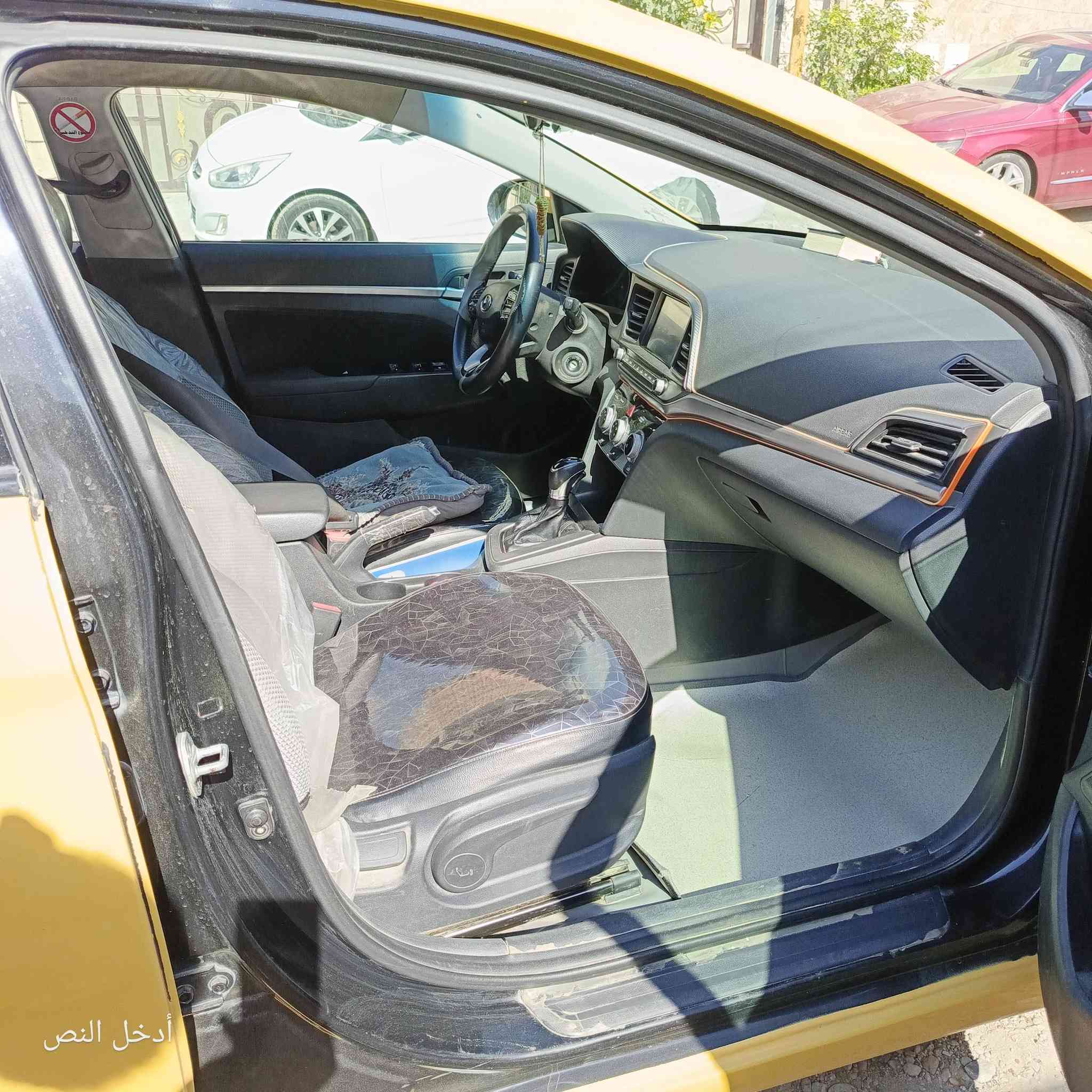 السلام عليكم النترا للبيع وارد امريكي 2019 السيارة عمرتها جديد وصور الحادث موجود بالصور وبيها بالعراق شبر اباب السايق وجاملغ مبدل من جهة السايق السعر ب133 وبيها مجال ***********
