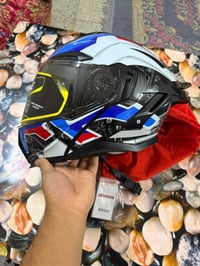 خوذه اصلية • مقاس ٥٤-٥٩سم • مناظر مضللة