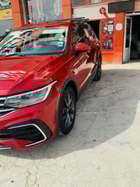 تيكوان 23 رقم بغداد 7راكب مكينه 2000 معروفه سياره جديده ظرر فقط بنيد و...