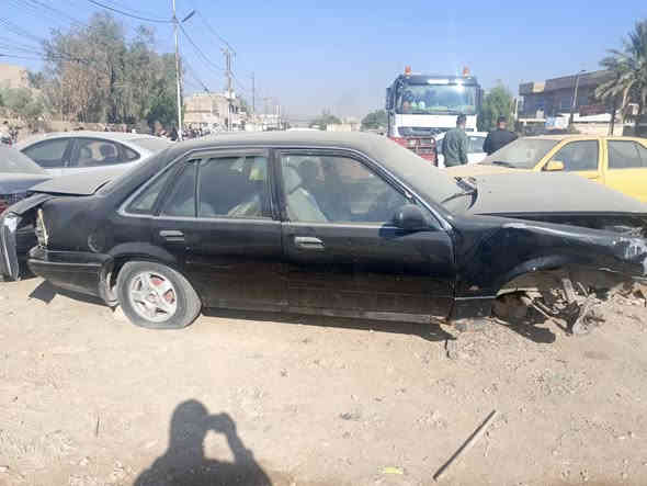 السلام عليكم سياره برنس دايو موديل 97 لون اسود فحمي او بيه حادث هاي صور كدامكم الي شراي يتواصل خاص او على هذا رقم ***********
