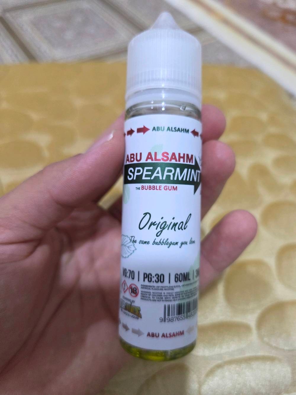 للبيع ڤـيب ڤـابريسو تارگـت 200
(Vaporesso Target 200)
الغني عن التعريف يتميز بقوة تصل إلى 200 واط ويعمل ببطاريتين لأداء يدوم طويلاً حتى يوم كامل حسب الأستخدام الجهاز مزود بشاشة TFT ملونة تعرض كافة التفاصيل بما فيها (عداد السحبات وشحن البطاريه وقوة السحبه) يعطيك الجهاز أقوى نكهة وأضخم كثافة بخار ملحقاته فلتر جديد ومعسل جديد نكهه علك النعناع بعده ما مستخدم كما موضح في الصوره شحن تايبسي الجهاز جديد استخدام قليل كما موضع عدد السحبات 1800
السعر :80 الف
