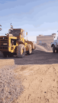 سلام عليكم سكانيا 111للبيع موديل 79مكينه سوبر كير5ب5اكسن خفيف سياره بلاديه برماخ كلها رقم التلفون ***********
