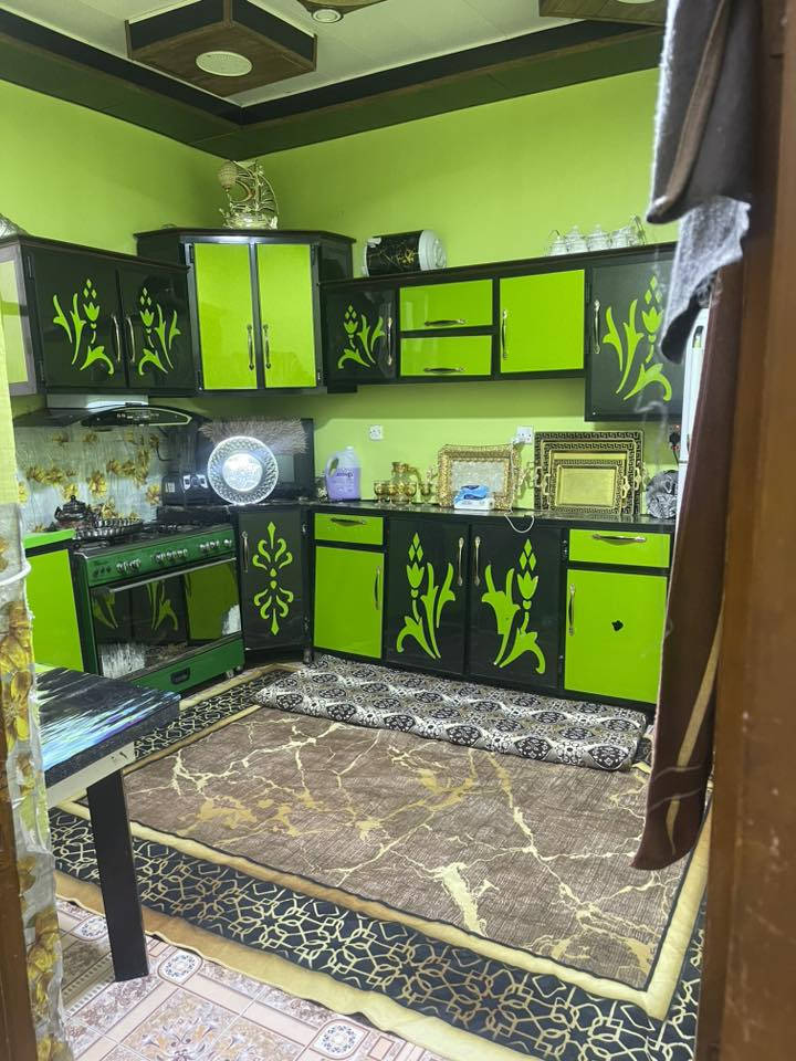 بيت للبيع التاميم 8 شباط شارع 10 مالمساحه 150 متر بيت جاهز طابق واحد السعر 85 الاستفسار ***********
