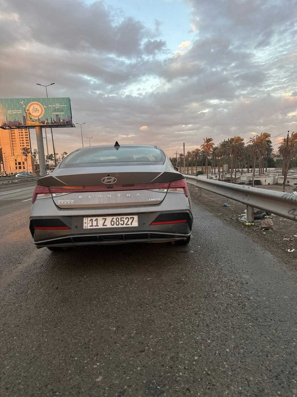 النترة 2024 ليمتد سيارة مفولة
فتحة 
كامرات 360 
نقطة عمياء 
كامرات بالمري 
شاشة ديجتل 
حساسات 
فول تحكم ستيرن 
تحديد مسار 
اوتو هولد 
 هند بريك دكمة 
سيارة دنية محتركة بيهة مفولة من كل نواحي 
سيارة زيرو ماشية 37 الف 
وارد امريكي بدون حادث رقم سيارة بغداد مكان سيارة بغداد دورة  

للتواصل ***********
