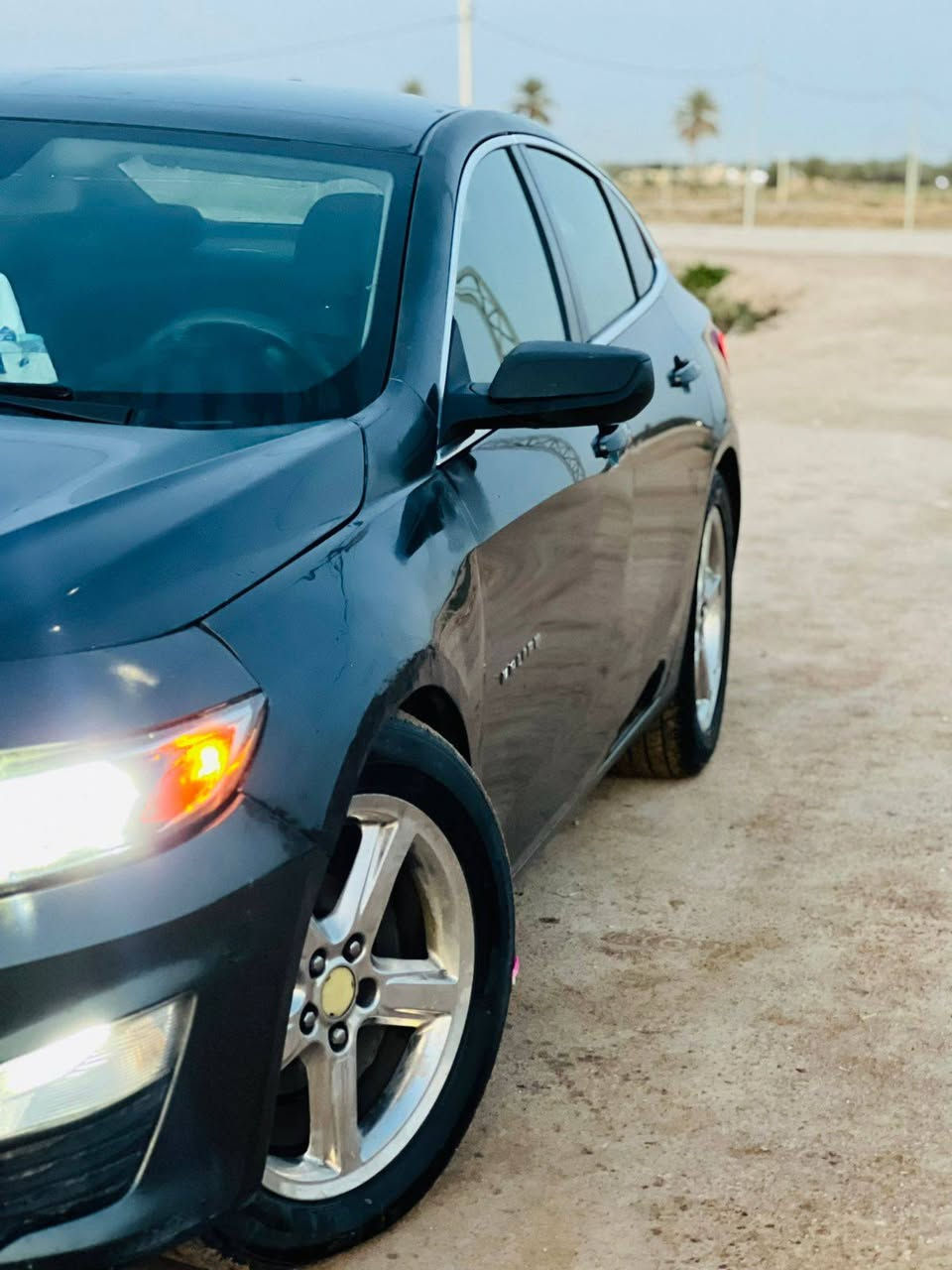 ماليبو ١٧ رقم بغداد دولي جديد مكينه وكير وحداديه تخم تاير وتبريد ثلج حادثها مرفق بالصور بيها رشات صبغ قليل بدون حادث السعر ٨٠ وبيها مجال قليل الاستفسار *********** مكانها بابل القاسم
