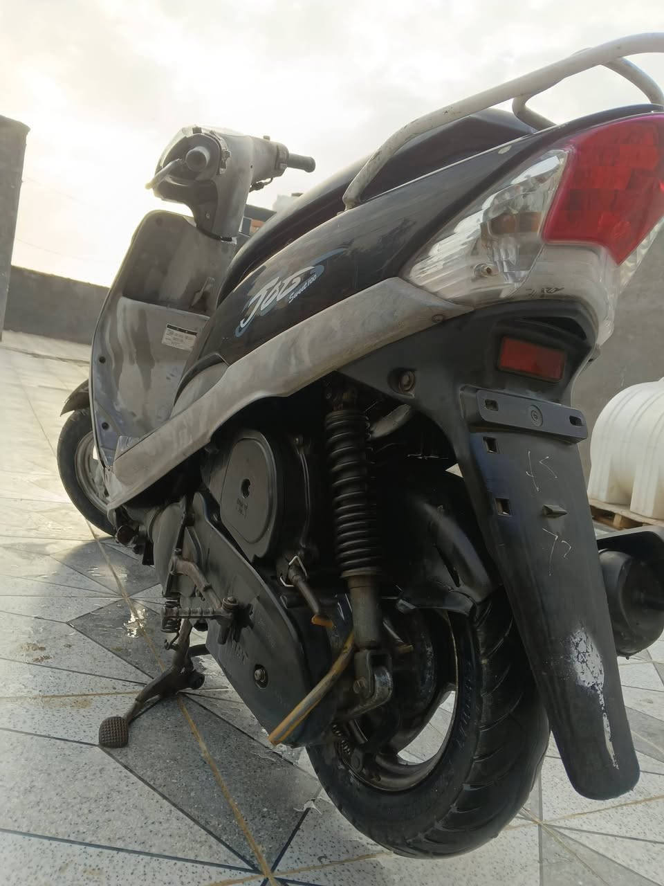 ماكس منغولي بلادي الدراجه نقصها الكفر الكدام واقيت الايت واضحه بل صوره سعر 800 وبيها مجال مستعجل عله بيعتها مكاني وركاء


**إذا كنت صاحب هذا الإعلان وتريد حذفه لأي سبب، رجاءا أرسل رسالة إلى الدعم الفني**