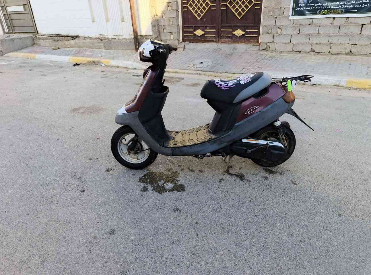 دراجه بطه للبيع ما مفتوحه مكينه ناعمه تخبل كفرات كله بلاديه كهربائيات كله شغاله سلف هندر اشاير لايت كله شغال مكاني كربلاء السعر 400 بيه مجال شراي تعال اتصال ***********
