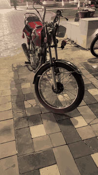 دراجه أربعه كير مديل 21 ارشه. تعمير 23 محرك اصلي شلامجه  ما مفتوح   العنون كوت العزه القديمه *********** السعر 650 وبي مجال
