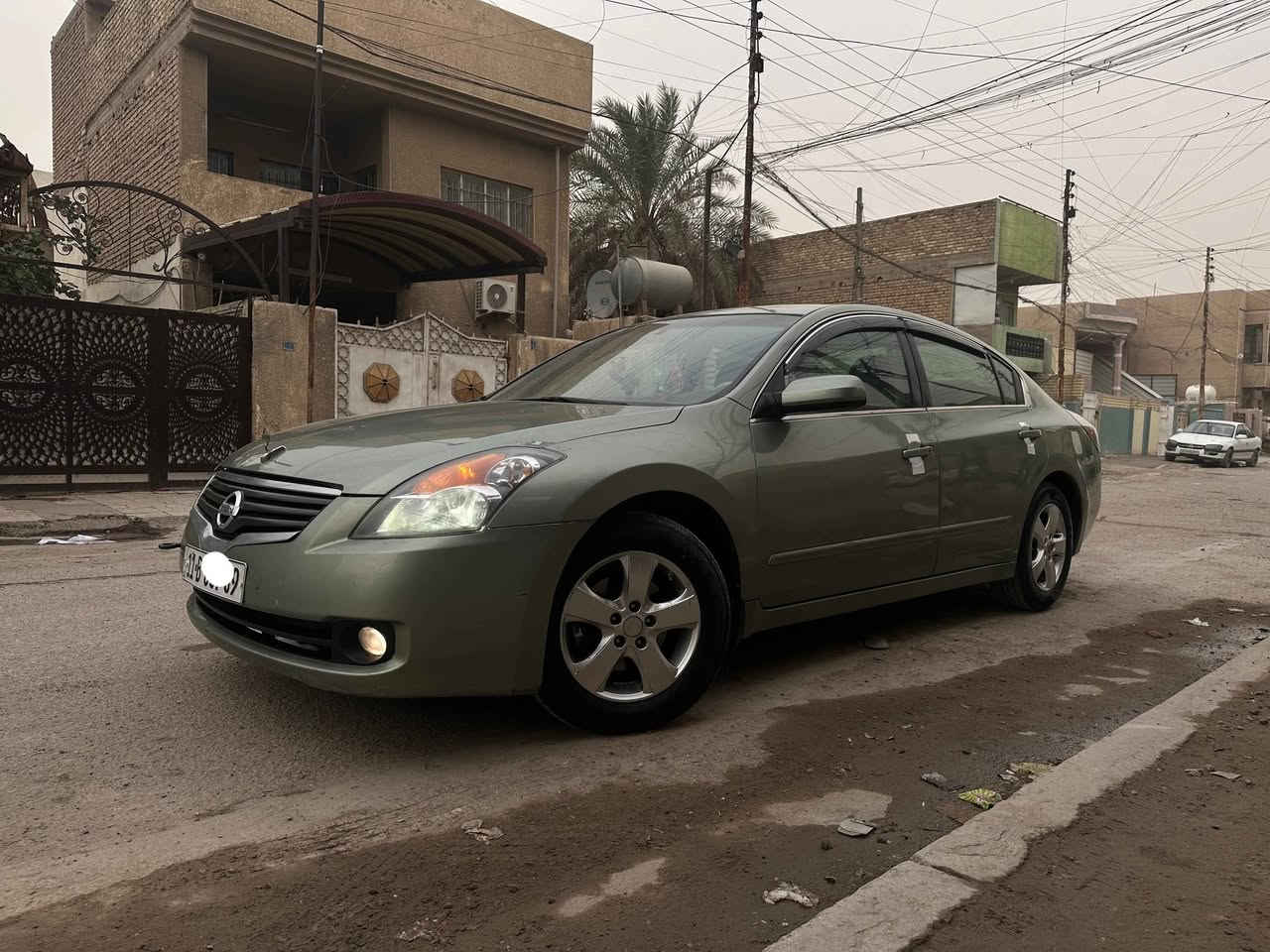 السلام عليكم....... للبيع 
نيسان التيما ٢٠٠٨ خليجية رقم بغداد 
................... 
السيارة مسويلها صيانة كاملة
صدر امامي وخلفي جديد 
محرك بلادي جديد 
كير شادة جديد 
تبريد ثلج شغال امامي وخلفي قطعتين 
شاشه + كامرة 
تخم تاير امامي وخلفي جدد 
باتري جديد
غرفتها البلادية جديده واني مدوشمها
مازدات جدد 
سياره جاهزه من كلشي وبسمي رقم بغداد وتحويل مباشر
................... 
للعلم بيها قطع صبغ بدون ضربة شواصي ولغود وهل امور مكفولات ما بيها اي ضربة والسيارة خليجية وابيعلك مصبوغة عام 👉

السعر 79 وبيها مجال للشراي 
مكان السيارة بغداد للإتصال *********** بغداد, العراق
