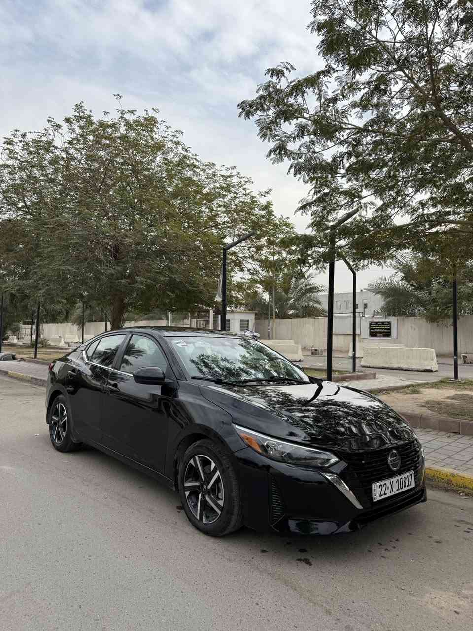 نيسان سنترا 2024 sv وارد أمريكي  للبيع
السعر 116 ورقه وبيها مجال بسيط جدا 
ماشية 25 الف فقط 
محرك كير صدر نضيفات جدا 
ضررها 3 قطع ومبدلات ومصبوغات سونار عندي جديد 
رقم اربيل الجديد وسنوية جديدة وهزه بعدها ما ساقطة باسمنا وتحويل مباشر 
شاشة - بصمة أبواب وتشغيل رادرات جانبيه 
وتدفئة كشنات وستيرن وهواي مواصفات sv 
نواقص السياره ( رادار امامي - مبخره بانزين ) 
مكاني بغداد المنصور للأستفسار: 
***********

 هذا رقم الشاصي : 3N1AB8CV3RY223644
وسونار عندي والشراي يتصل ويتدلل
