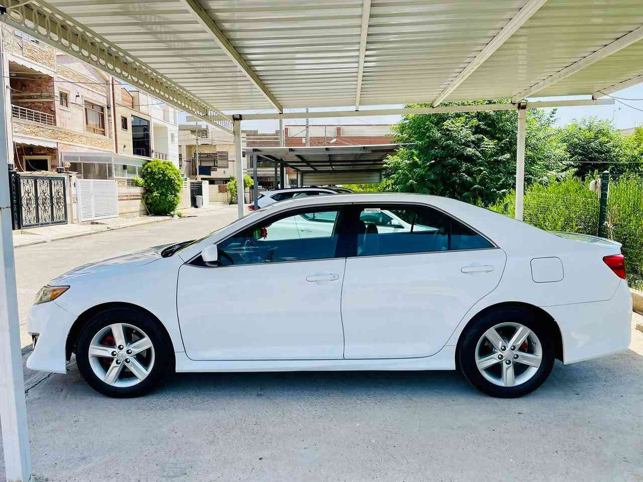 Toyota Camry 2014 SE كلين مكفوله بدون صبوغ سيارة بسمي عنوان اربيل 
***********
وتسأب
