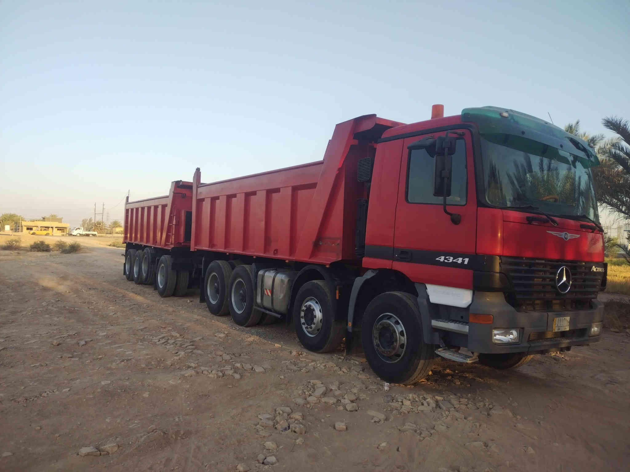 سلام عليكم للبيع اكتروز ٢٠٠٢ مكفولة كفالة عامة مابيهة نقص ***********
