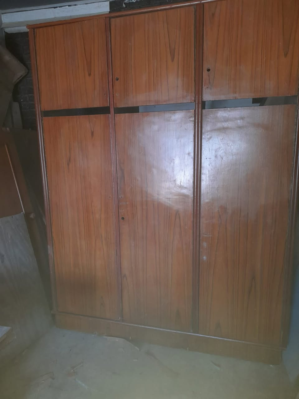 ابو ٣ب ١٥٠ يجيكم مصبوغ وقفاله وكامل.   مكاني بغداد جكوك


**إذا كنت صاحب هذا الإعلان وتريد حذفه لأي سبب، رجاءا أرسل رسالة إلى الدعم الفني**