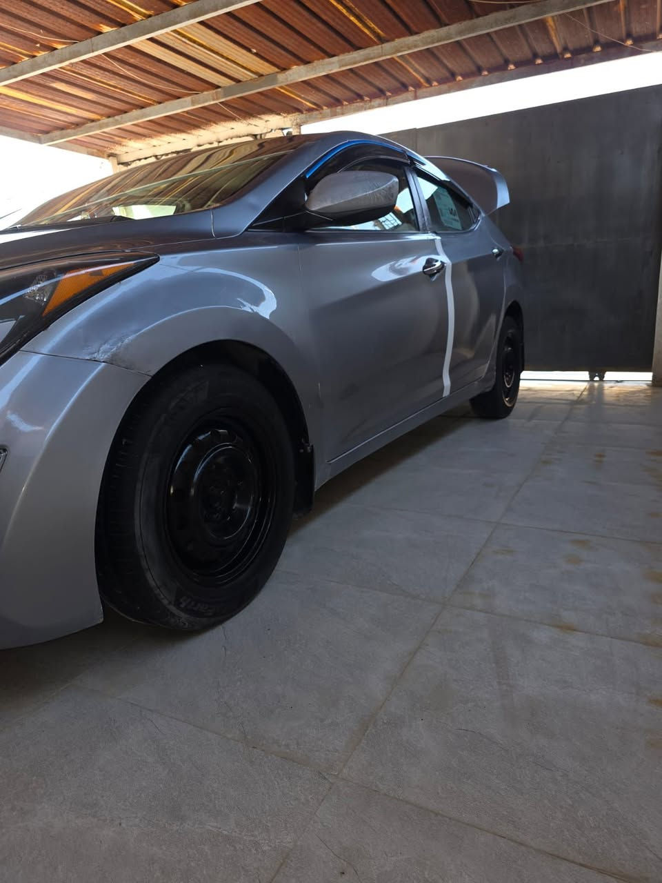 النترا موديل 15 وارد امريكي محرك 2000 دوش رقم بصرة سنويه جديده بيهه ينيد امبدل وبيهه رشات صبغ 3 قطع سياره جديده وجاهزة من كلشي مابيهه اي نقص محرك وكير وحداده وتبريد شرط الفحص سعر 90 عنوان بصرة هاتف *********** ماشيه 150
