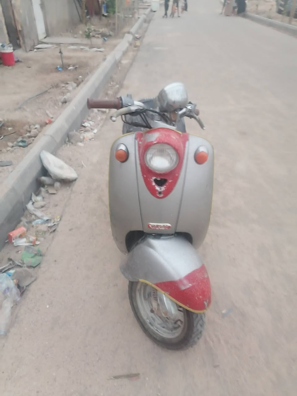 مصريه للبيع سعر 160 عوزه بس كابريتر مكينه حلوه شلعه ومعدل الي ياخذه ميخسر بيه لان عندي شغل وعايفه بل بيت وهاذه رقمي ***********
