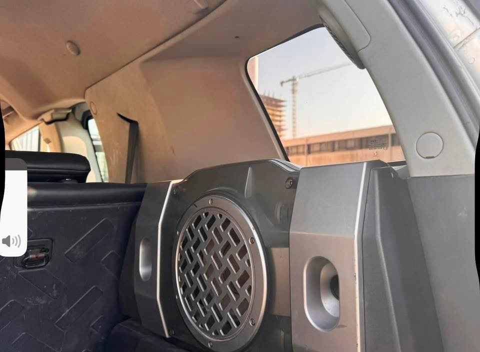 السلام عليكم
افجي كلين للبيع

شاشه اندرويد

موديل ٢٠٠٧ 

فورويل 

ديف لوك

اي تراك

صدر امامي خلفي اصلي جديد

سياره ماشاءالله نظيفه

ماشيه ٢٢٨٠٠٠ قابل للزياده

سياره مرفعه ٢ انج لويات رياضيه

لويات بلاديه موجوده

بأسمي رقم بغداد انگليزي جديد

السعر ١٤،٥٠٠ $ 

للتواصل  واتس اب 

***********
