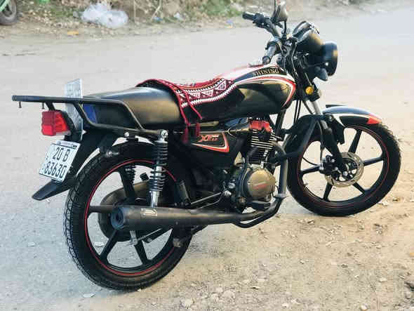 دراجه شاينك 2023
كفاله عامه رقم وسنويه نكليزي 
ديالى بعقوبة ناحية العباره 
1800 وبيه مجال بصيط
***********
