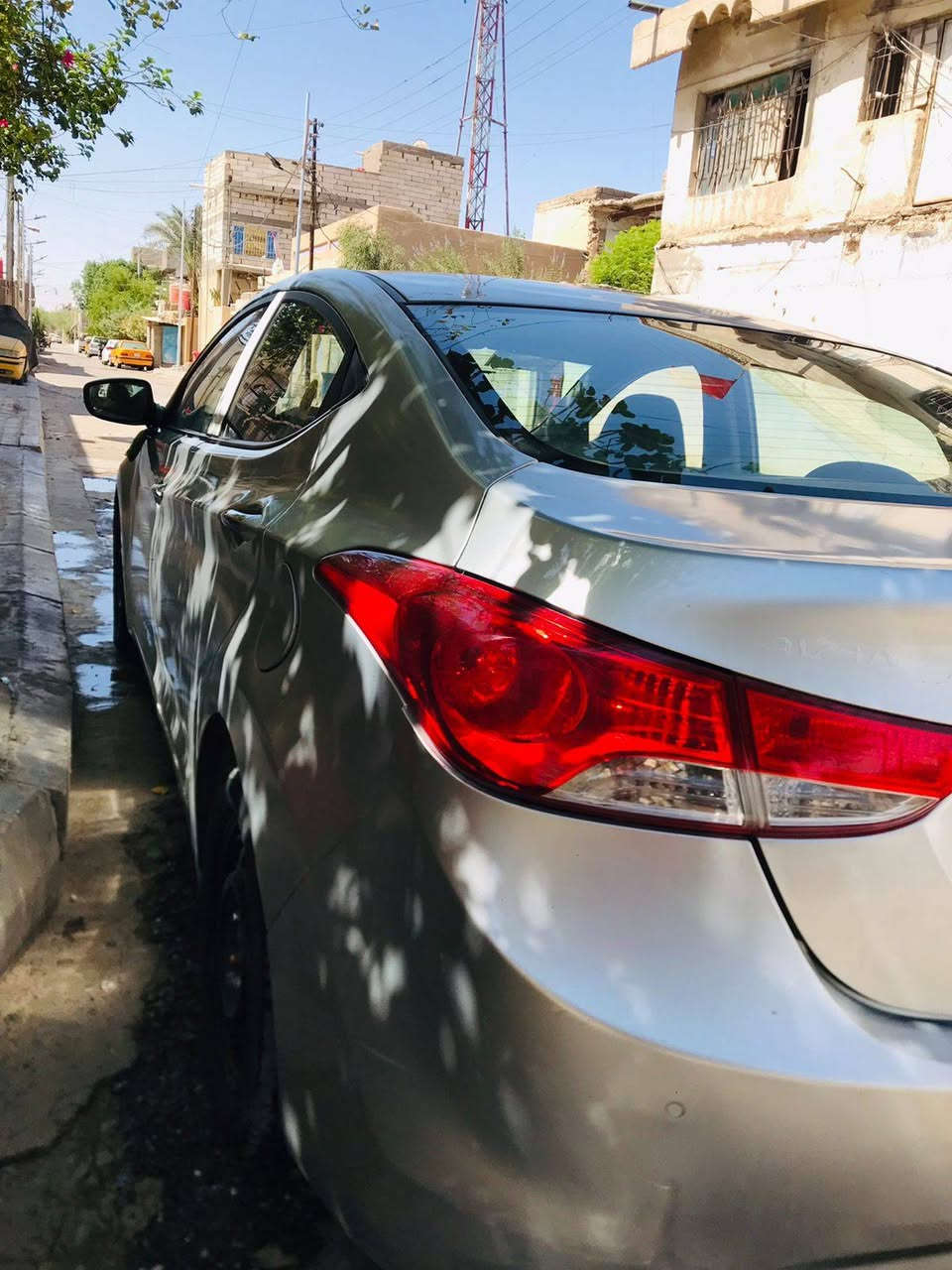 السلام عليكم النترا 2014 أدوات كصه جنطه متومه أربيل 
ع الرقم الشاصي وحده اختها شرط الحاسبه كير ومكينه 1800دوش بالكارتون مري شفط السياره غرفه جديده السعر 55 بيها مجال قليل مستعجل ع البيع مكان السياره البصره بس الشراي يتصل سياره تحكم ستيرن *********** البصرة, العراق
