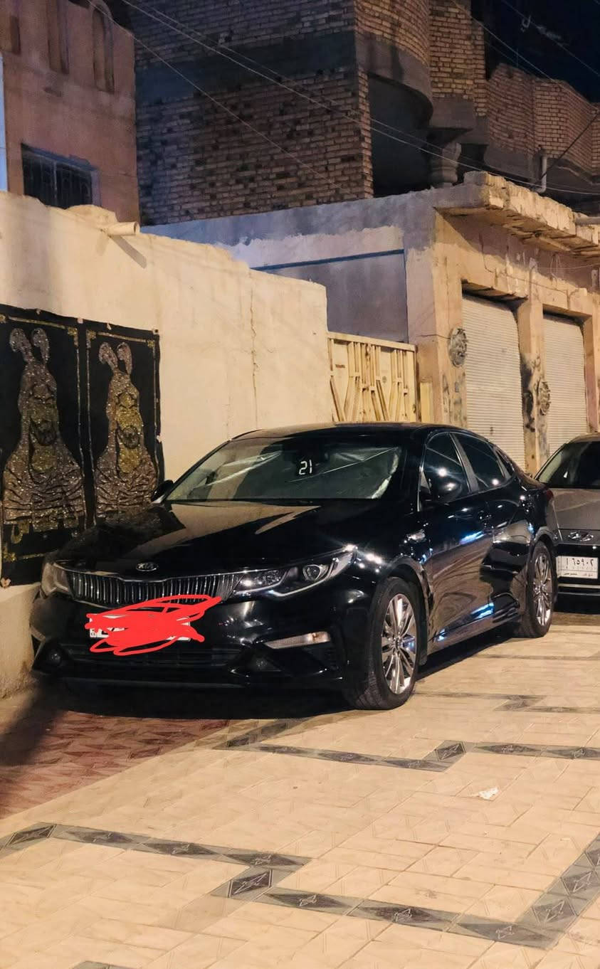 السلام عليكم
K5 وارد كوري غاز اصل 2021 
كفاله صبغ ع كد شبرين بالجاملغ الخلفي فقط 
مواصفات 
كشن كهرباء 
تبريد قطعتين وتدفئه كشن سايق 
شاشه لمس
كشنات جلد 
لايت زنون 
شرط الحدادية والتبريد كير مكينه كله ع شرط 
ماشية ١٢٥ كم اصل قابلة للزيادة 
رقم اربيل شرط المداور 
السعر ١٧٥ بيه مجال قليل 
استفسار ***********

