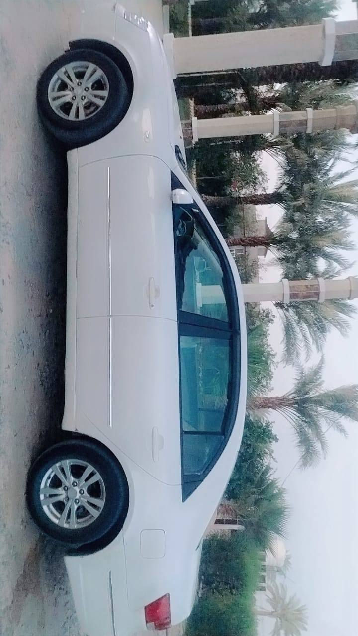 السلام عليكم
سوناتا 2009 خليجي
رقم بغداد 
مكفولة
محرك 2400
العنوان 
بغداد/ اليوسفية 
***********
***********
